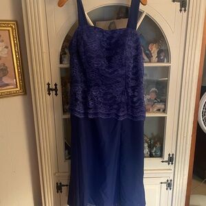 Elegant Blue Wedding dress gown or attendee w built in bra 16W NWT